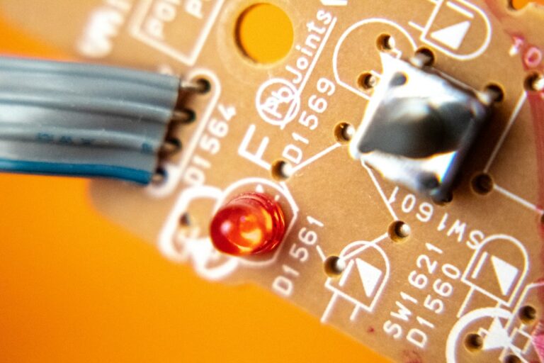 Top Tips for Choosing the Right Electronics for Your Projects